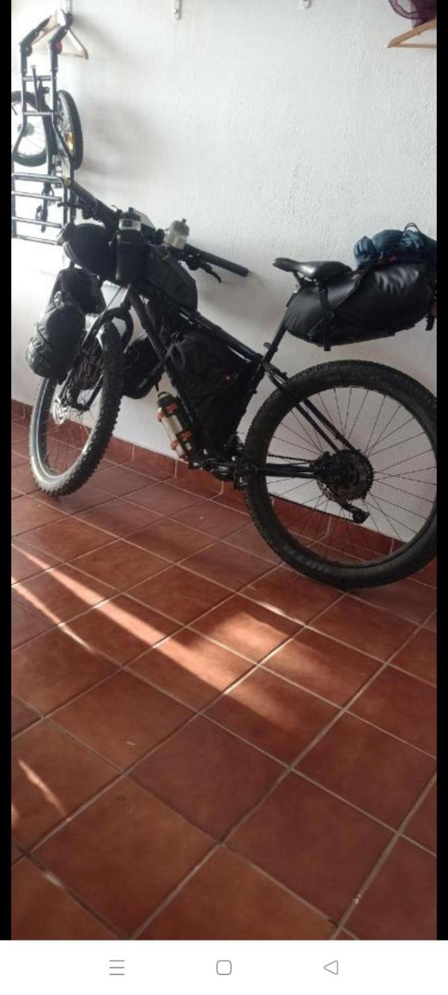 Habitacion Privada May Con Balcon Vecindario  Kültér fotó